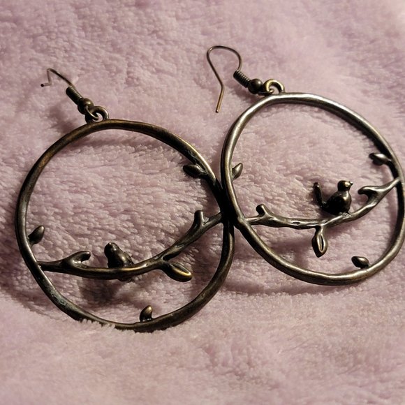 Lucky Brand ⁘ Bird on a Branch  ⁘ Hoop Earrings - Picture 3 of 4